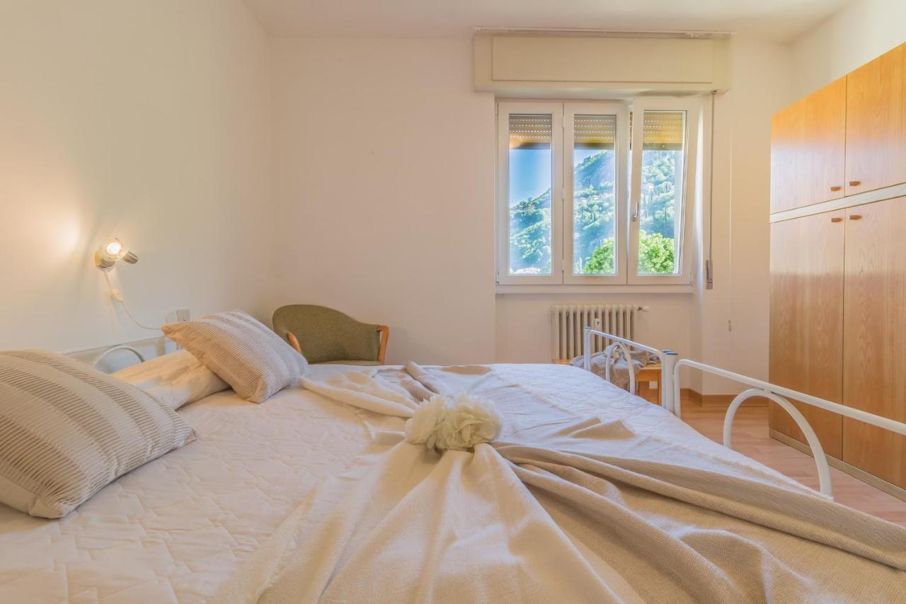 Casa Bobbie Lejlighed Varenna Eksteriør billede