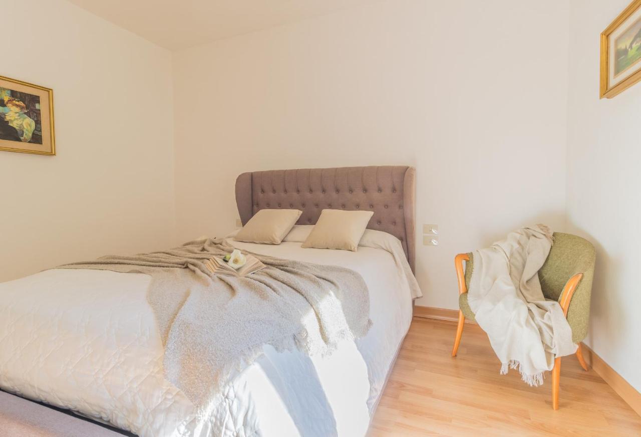 Casa Bobbie Lejlighed Varenna Eksteriør billede